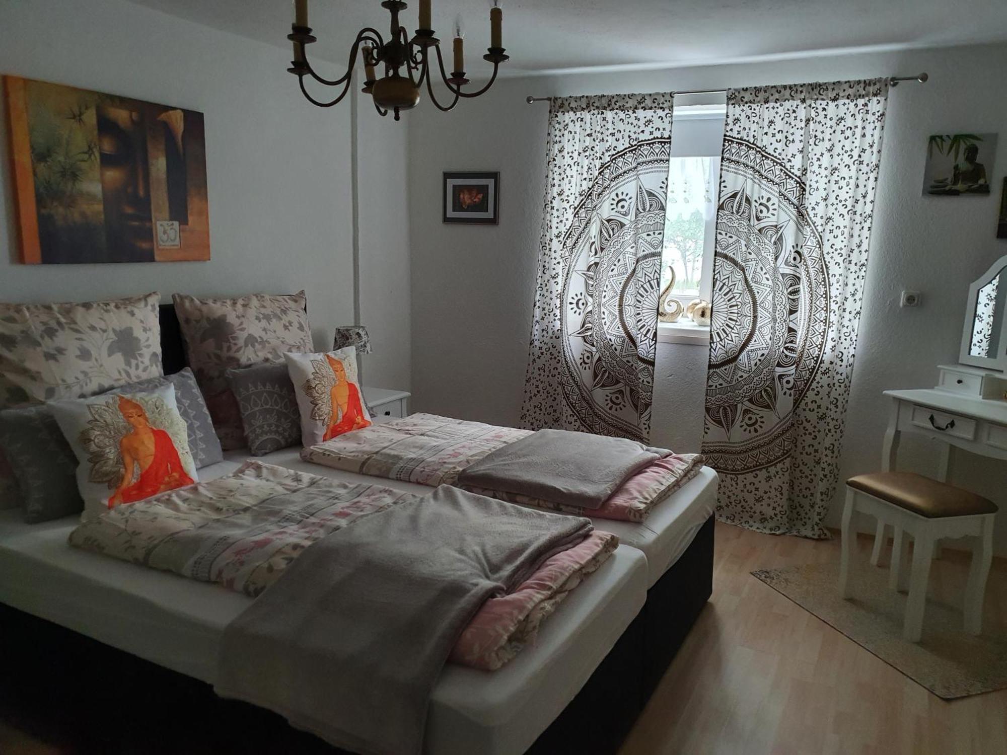 Ferienwohnung Tiroler Auszeit & Whirlpool Höfen Екстериор снимка